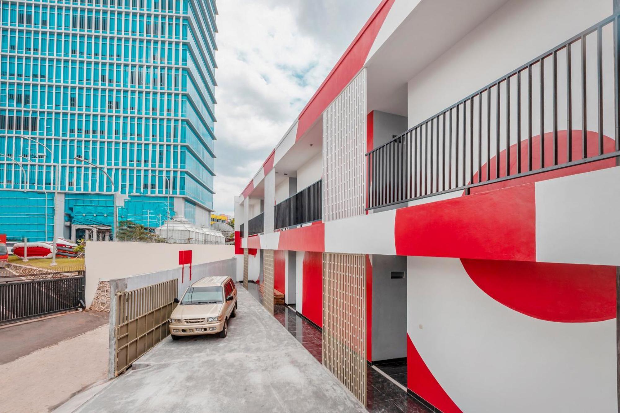 Super Oyo 2223 J&B Room Utan Kayu Jakarta Exterior photo